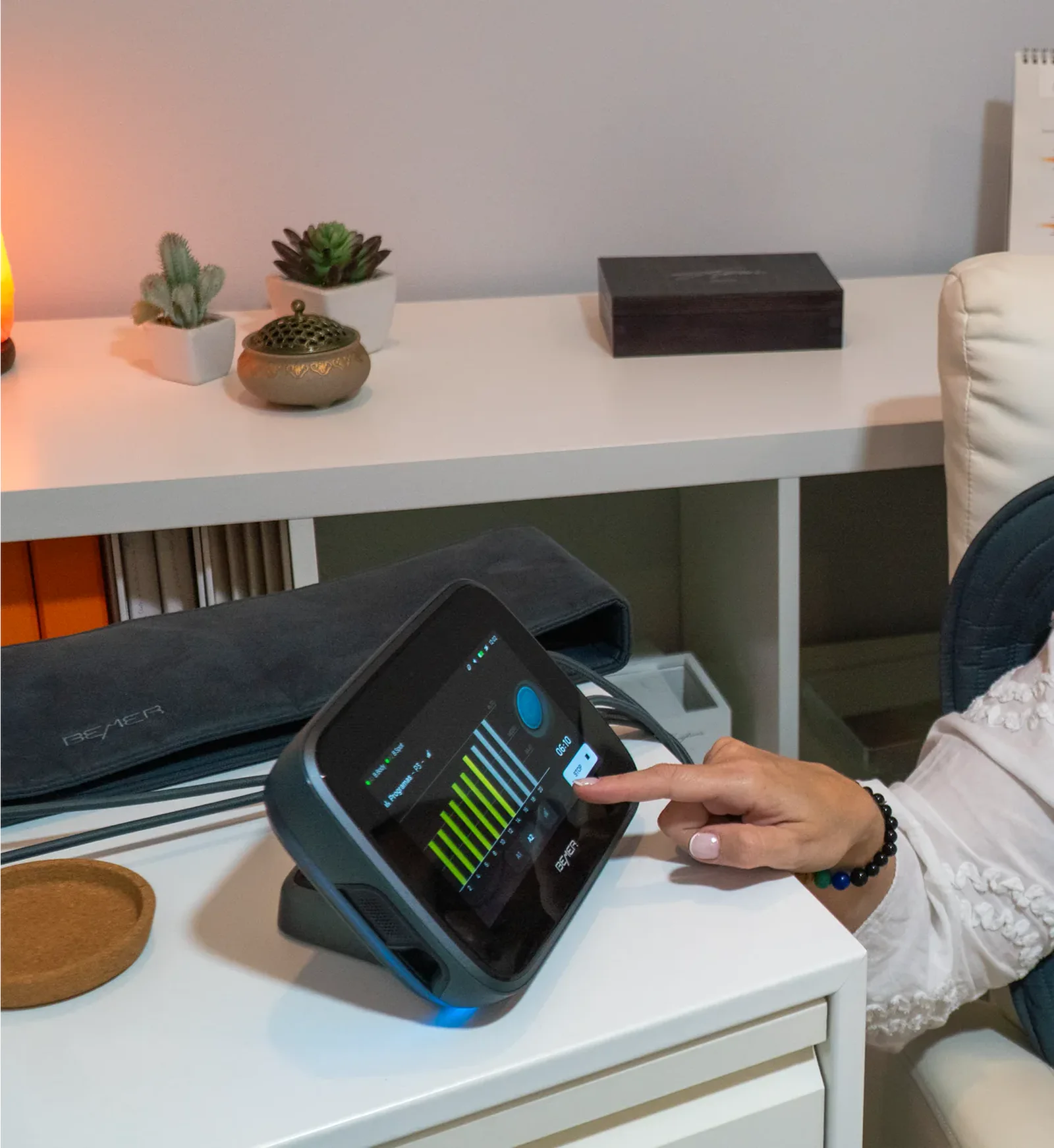 Unidad de control del equipo BEMER, lista para una aplicación